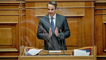 Μητσοτάκης στη Βουλή: Επέκταση στα 12 μίλια για τα χωρικά ύδατα στο Ιόνιο