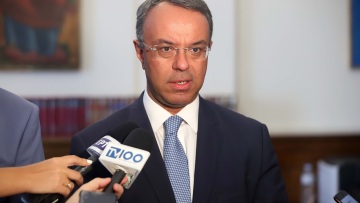 Σταϊκούρας στον ΘΕΜΑ 104,6: Μάλλον επιβεβαιώνονται οι εκτιμήσεις μας για ύφεση μέχρι 8%