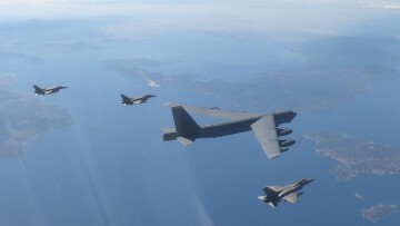 Ελληνικά F-16 συνόδευσαν αμερικανικό στρατηγικό βομβαρδιστικό 