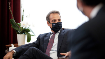 Μητσοτάκης: Στη μάχη για μονοψήφια ύφεση - Ετοιμάζει τα «πυρομαχικά» που θα ρίξει από τη ΔΕΘ