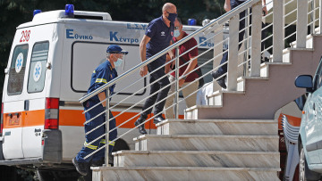 Νεκροί από κορωνοϊό: Στα 282 τα θύματα - Πέθαναν δύο ηλικιωμένοι από γηροκομεία - Συναγερμός για τις κλειστές δομές