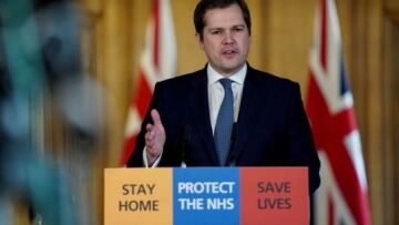 Κορωνοϊός - Βρετανία: Ανήσυχος για την αύξηση κρουσμάτων ο υπουργός Στέγασης