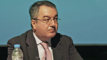 Κορωνοϊός - Μόσιαλος: Γιατί «πάγωσαν» οι έρευνες για το εμβόλιο της AstraZeneca