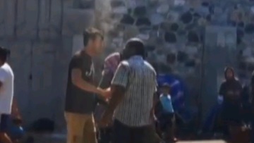 Άγριο ξύλο μεταξύ ομάδων μεταναστών στον Καρά Τεπέ  - Δείτε βίντεο