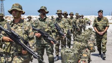 Μητσοτάκης: Υπό εξέταση η υποχρεωτική στράτευση στα 18