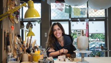 Η κεραμική τέχνη της Λεώνης Γιαγδζόγλου στην Art Appel Gallery