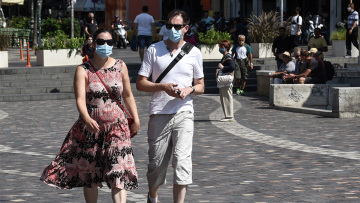 Κορωνοϊός - «Καμπανάκι» Σαρηγιάννη: Τα μοντέλα δείχνουν μέχρι και 2.000 κρούσματα τη μέρα