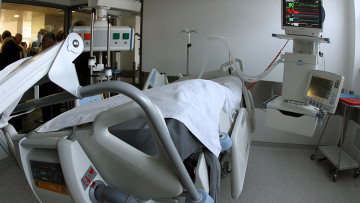 Κρούσματα κορωνοϊού: Στο «κόκκινο» Αθήνα και Πειραιάς - Αυξάνεται η πίεση στις Εντατικές