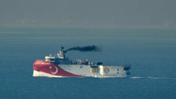 Ελληνοτουρκικά: «Πόλεμος» νεύρων από τους Τούρκους με το Oruc Reis - Απέπλευσε από την Αττάλεια