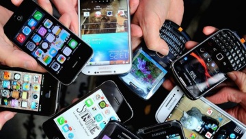 Θεσσαλονίκη: 80χρονος πουλούσε κινητά στα social media και εξαπατούσε αγοραστές