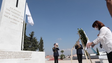 Σακελλαροπούλου: Η μνήμη ακόμα πονά στη διχασμένη Λευκωσία