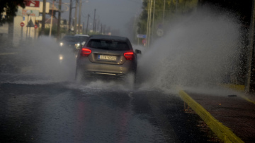 Καιρός: Άστατος σήμερα - Σε ισχύ το έκτακτο δελτίο της ΕΜΥ - Πού θα βρέξει