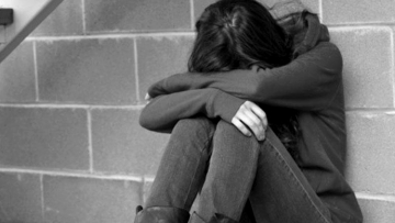 Γιαννιτσά: Ρήξη σπονδύλου υπέστη η 13χρονη που έπεσε θύμα ξυλοδαρμού από μαθήτριες