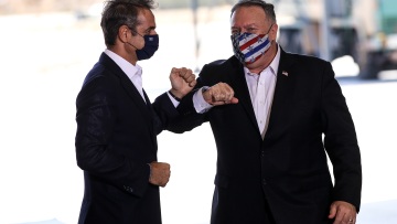 Τα τρία «δώρα» Πομπέο στον Μητσοτάκη - Η βάση της Σούδας και τα μηνύματα στην Τουρκία