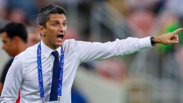 Ο Ραζβάν Λουτσέσκου προτάθηκε στη Σάλκε