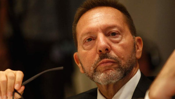 Στα χέρια της κυβέρνησης η πρόταση της ΤτΕ για την Bad Bank