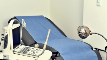 Ρόδος: «Βροχή» οι καταγγελίες για «σάτυρο» γυναικολόγο