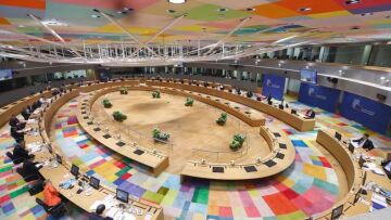 Σύνοδος Κορυφής: Αυστηρότητα απέναντι στην Άγκυρα - Ανησυχίες για το σχέδιο οικονομικής ανάκαμψης