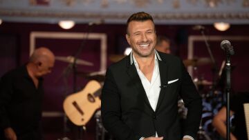 «Σπίτι με το MEGA»: Πρεμιέρα με τον Γιάννη Πλούταρχο - Φωτογραφίες από το γύρισμα  