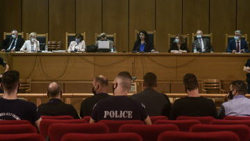 Εγκληματική οργάνωση Χρυσή Αυγή: Ψάχνουν ελαφρυντικά για να γλιτώσουν τη φυλακή