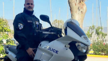 Ποιος ήταν ο δεύτερος αστυνομικός που πέθανε πηγαίνοντας να βοηθήσει στη φωτιά στον Άγιο Κοσμά 