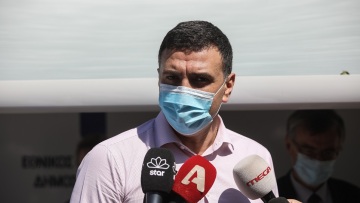 Κικίλιας: Η πρόταση για «μάσκα παντού» είναι πάνω στο τραπέζι