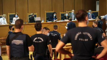 Δίκη Χρυσής Αυγής: Πώς η υπεράσπιση έδωσε τη «μάχη των ελαφρυντικών»