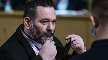 Οι New York Times επικρίνουν το Ευρωπαϊκό Κοινοβούλιο για τον Γιάννη Λαγό