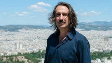 Ρένος Χαραλαμπίδης: Σήμερα κλείνει τα 50 - «Τα σταφύλια της ζωής μου τα πάτησα»