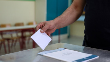 Δημοσκόπηση: Στις 19,7 μονάδες το προβάδισμα της ΝΔ έναντι του ΣΥΡΙΖΑ 