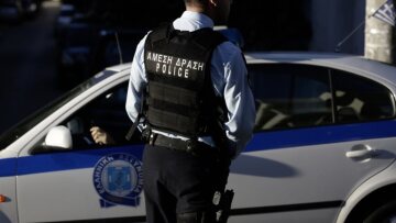 Εύβοια: Άνδρας έσπασε στο ξύλο τη σύζυγό στη Νέα Αρτάκη