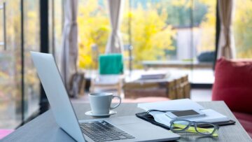 Μέτρα για τον κορωνοϊό: Αυξάνεται η τηλεργασία στο 60% στις «κόκκινες» περιοχές