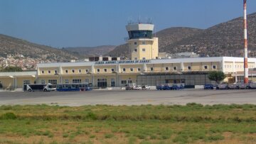 Σεισμός στη Σάμο: Ανοιξε το αεροδρόμιο