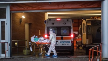 Ιταλία: Σχεδόν 30.000 κρούσματα σε μια ημέρα - Μέτρα ανακοινώνει αύριο ο Κόντε