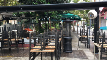 Αυτοψία στην άδεια Αθήνα: «Θα πεινάσουμε» λένε οι επαγγελματίες της εστίασης