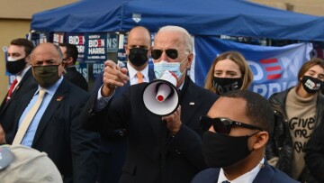 Αμερικανικές εκλογές: Απίστευτη γκάφα Μπάιντεν - Σύστησε την εγγονή του ως τον νεκρό γιο του 