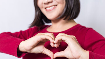 Καρδιακή Προσβολή και Εγκεφαλικό Eπεισόδιο: Πώς η… μαμά απομακρύνει τον κίνδυνο για μας