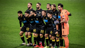 Επιβεβαίωσε τα κρούσματα κορωνοϊού η ΑΕΚ: Θετικοί οι Μάνταλος, Σβάρνας, Σάκχοφ, Χνιντ