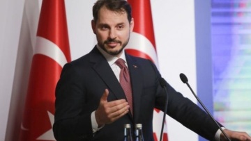 Ο Ερντογάν έκανε δεκτή την παραίτηση του γαμπρού του και υπουργού Οικονομικών της Τουρκίας 