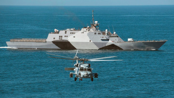 Aλλαγή πλεύσης με αμερικανικές φρεγάτες MMSC