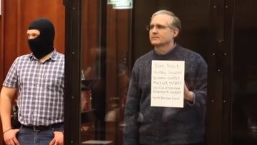 «Με ξυπνάνε κάθε δύο ώρες»: Σε Γκουλάγκ του Β' ΠΠ κρατείται ο βετεράνος Αμερικανός πεζοναύτης που καταδικάστηκε για κατασκοπεία