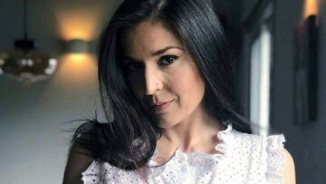 Βαλέρια Κουρούπη για την εποχή της πανδημίας: Οι καλλιτέχνες κυνηγήθηκαν όπως οι μάγισσες στον Μεσαίωνα