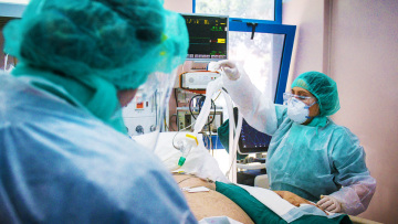 Κορωνοϊός: Στα 2.198 τα νέα κρούσματα - 59 θάνατοι και 400 διασωληνωμένοι