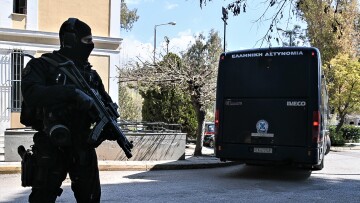 Δίωξη για δύο κακουργήματα στον 27χρονο τζιχαντιστή - Απολογείται τη Δεύτερα