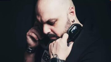 Κορωνοϊός - Dj Decibel: Συγκεντρώνουν χρήματα για την οικογένεια του 39χρονου που χάθηκε από Covid-19