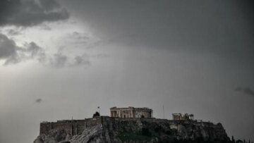 Καιρός: Συννεφιά και βόρειοι άνεμοι