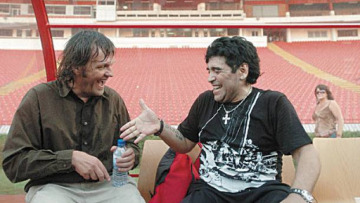 Ντιέγκο Μαραντόνα: Δείτε την ταινία του Κουστουρίτσα για τον «Θεό της μπάλας» (βίντεο)