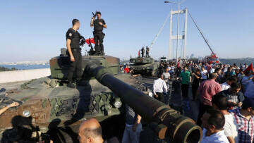 Τουρκία: Ισόβια σε 25 πιλότους για το αποτυχημένο πραξικόπημα κατά Ερντογάν