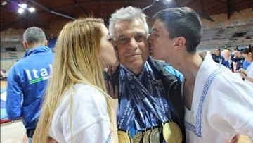 Κορωνοϊός: «Μάστερ» πολεμικών τεχνών ο τρίτος αστυνομικός που πέθανε από τον ιό