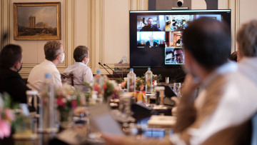 Τηλεδιάσκεψη για την πανδημία: Έτοιμα όλα τον Ιανουάριο για να ξεκινήσει ο εμβολιασμός